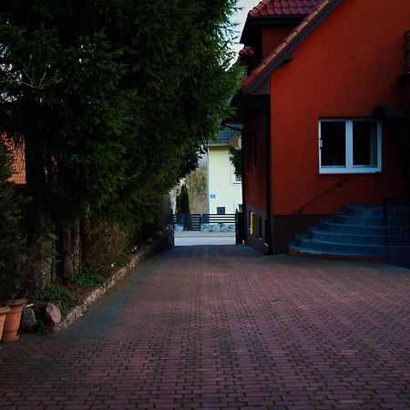 E&M Bed & Breakfast Mikołajki Bagian luar foto