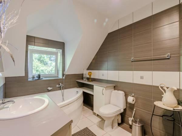 E&M Bed & Breakfast Mikołajki Bagian luar foto