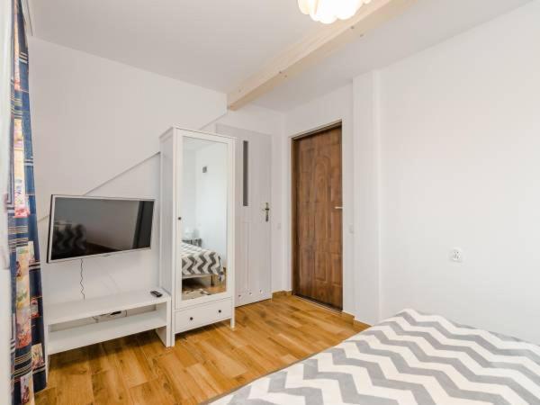 E&M Bed & Breakfast Mikołajki Bagian luar foto