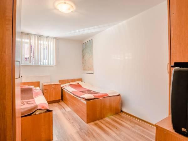 E&M Bed & Breakfast Mikołajki Bagian luar foto