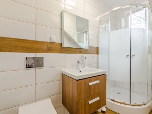 E&M Bed & Breakfast Mikołajki Bagian luar foto