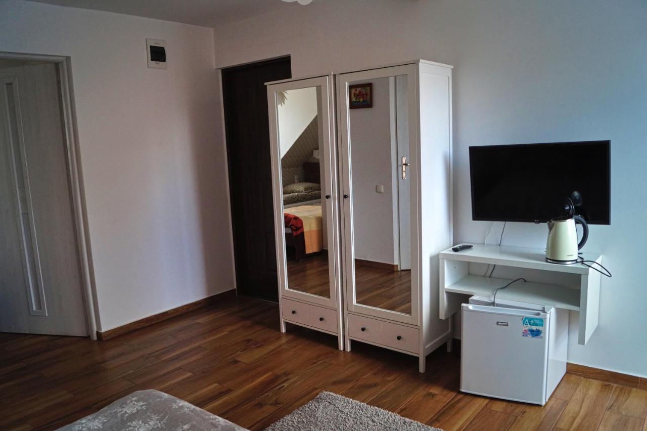 E&M Bed & Breakfast Mikołajki Bagian luar foto
