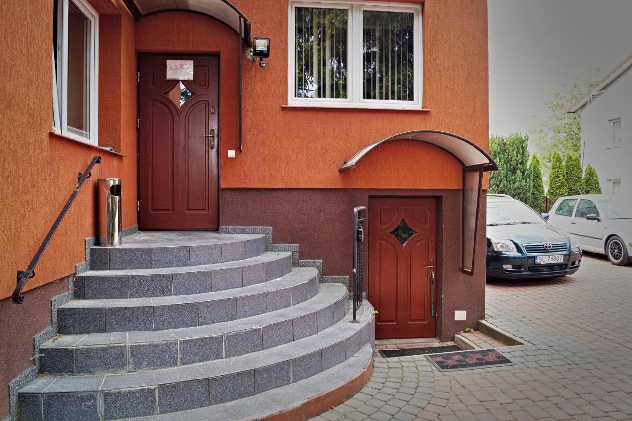 E&M Bed & Breakfast Mikołajki Bagian luar foto
