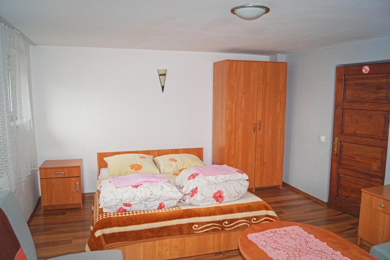 E&M Bed & Breakfast Mikołajki Bagian luar foto
