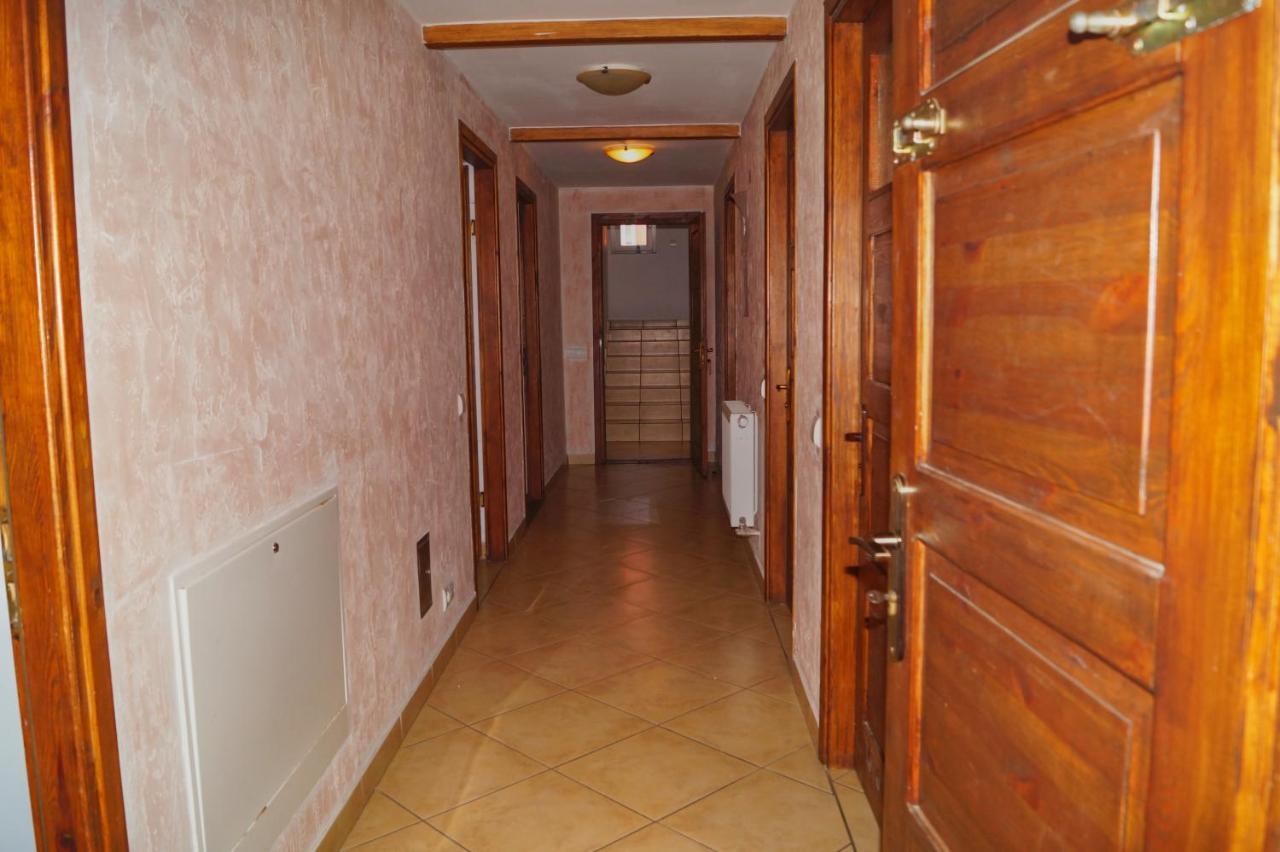 E&M Bed & Breakfast Mikołajki Bagian luar foto