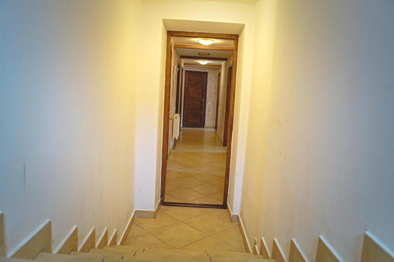 E&M Bed & Breakfast Mikołajki Bagian luar foto