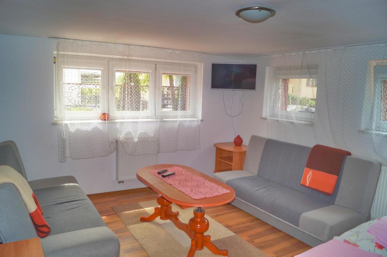 E&M Bed & Breakfast Mikołajki Bagian luar foto